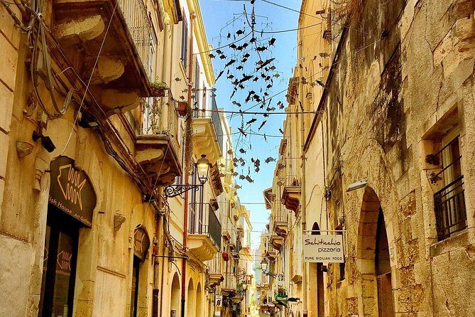 2 Hours Calessino/ Tuk tuk Tour to Syracuse and Ortigia Island - Quick Key Points Before You Go