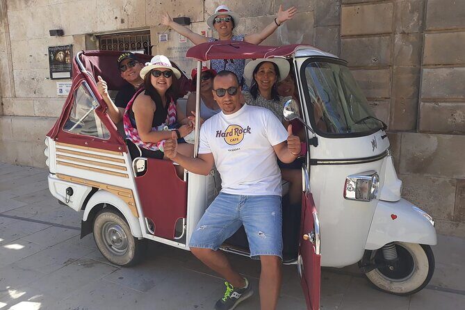 2 Hours Calessino/ Tuk tuk Tour to Syracuse and Ortigia Island - Stop 1 in Syracuse: Historic Center Energy and Local Guide Detours