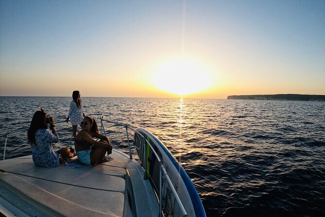 3-Hour Dolphin watching at sunset with aperitif - Lampedusa at 5:30 pm: the sunset window that matters