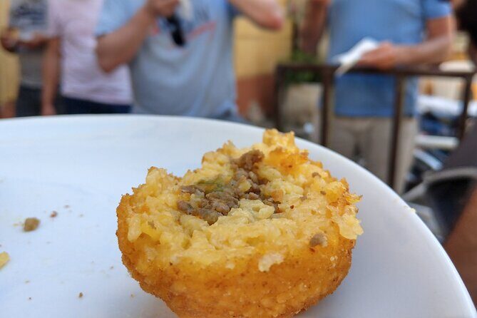 3-hours Street Food Bike Tour in Palermo - Key things you’ll notice