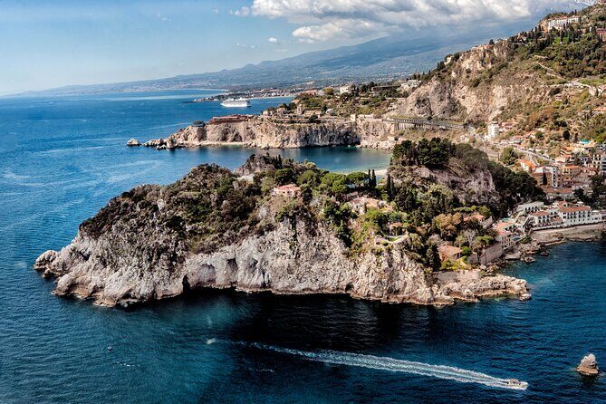 35 min Taormina and Etna private helicopter tour from Fiumefreddo - What the pilot and host add (and why it matters on a short flight)