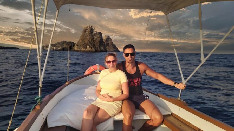 Aci Trezza boat tour sunset and dinner sicilian family home - Faraglioni and Polyphemus: legend with real volcanic roots