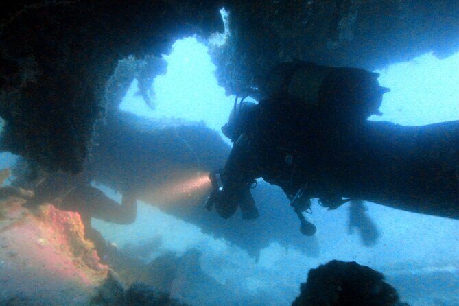 Basic Scuba Diver - Classroom learning: how you build confidence before you ever go under