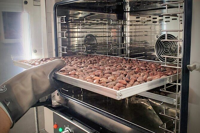 Become a chocolatier for a day, in Modica raw chocolate - Who Should Book This Chocolatier Workshop?