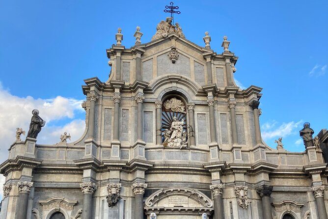 Bike tour of Catania by e-bike - Getting started at Via Monsignor Ventimiglia