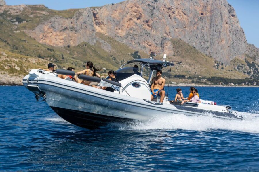 Boat Tour Taormina Isola Bella Giardini Naxos 8 hours - Isola delle Sirene: Final Water Hour Before Heading Back