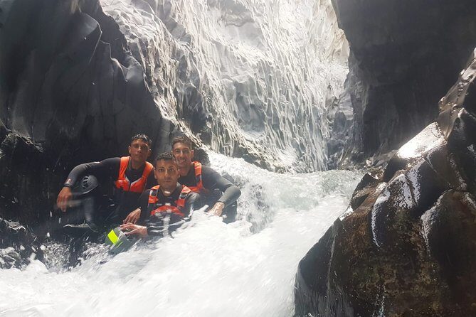 bodyrafting Alcantara gorges - Body rafting downhill: splashes, jumps, and letting go