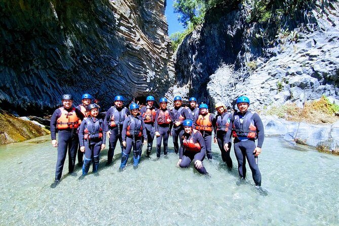 bodyrafting Alcantara gorges - Group size, waiting time, and why it matters