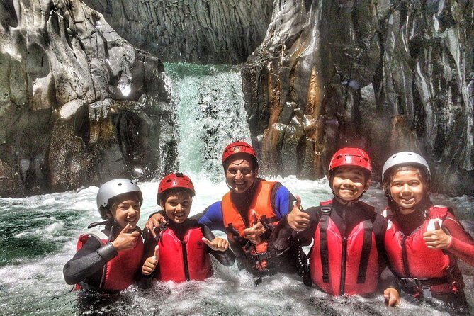 bodyrafting Alcantara gorges - The 800-meter trek up: where you set your pace