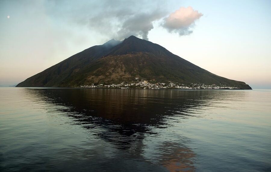Capo d'Orlando: Mini-cruises to Vulcano, Panarea, Stromboli - Capo d’Orlando: where the Aeolians start