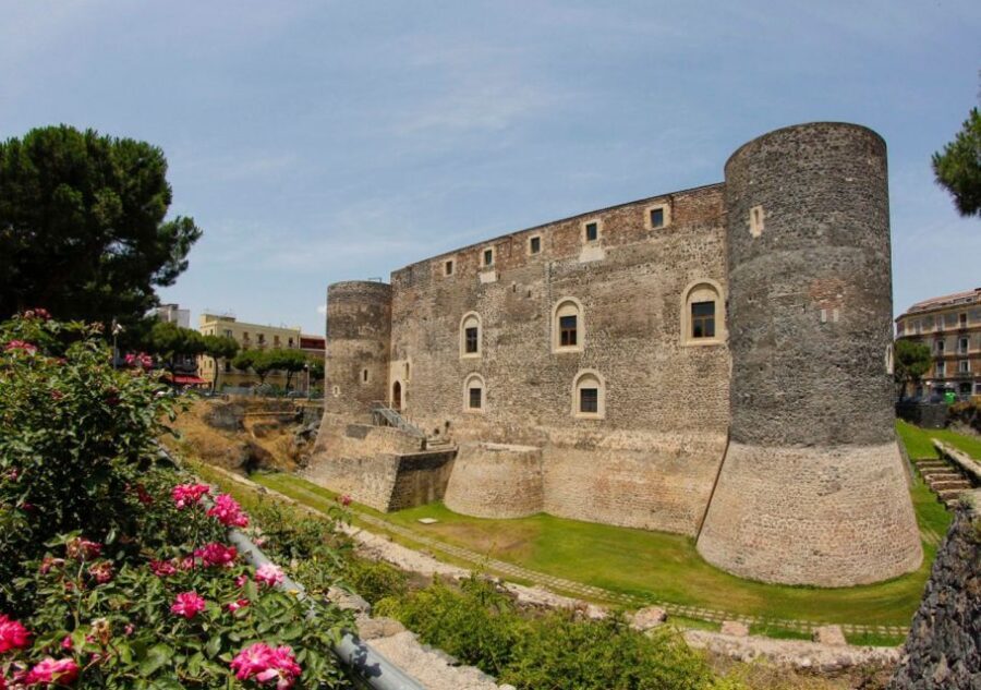 Catania: 4-Hour Guided Bike Tour - Aci Castello’s Norman castle: the view is the point