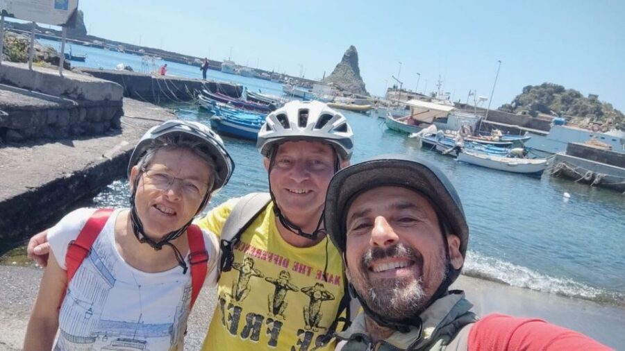 Catania: 4-Hour Guided Bike Tour - Meeting at Parcheggio Dogana and getting oriented fast