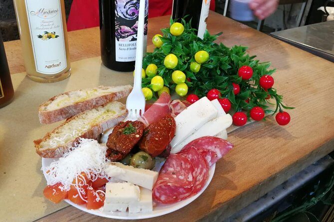 Catania authentic Street Food - 3 hours of Sicilian street food in central Catania