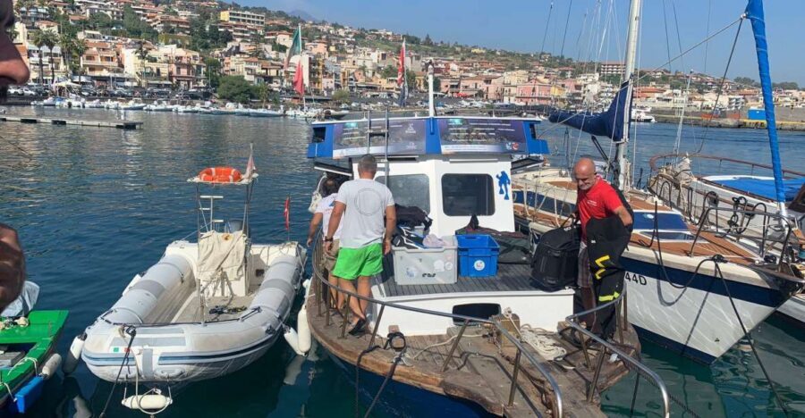 Catania: Cyclops Islands & Timpa Nature Reserve Boat Tour - What You’ll Likely See Underwater (and How to Spot It)