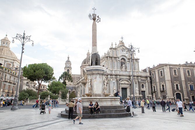Catania unique walking tour of the city center - Your 2-hour game plan in Catania’s city center