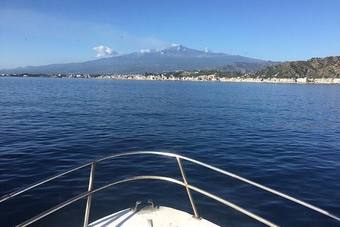 Coast to Coast from Taormina -2 HOURS MINI- CRUISE ISOLABELLA - Group size and guide style: small boat, clearer attention