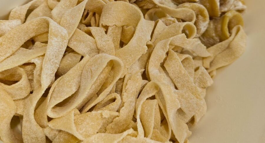 Cooking class fresh pasta - Your lesson starts with two doughs you’ll actually know