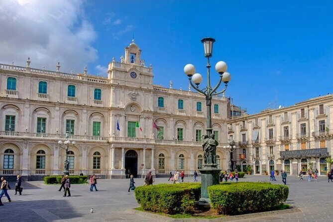 Discover Catania from fabulous viewpoints with your personal photographer - Why a personal photo tour works so well in Catania