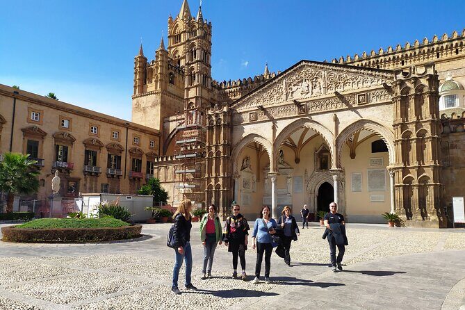 Discover Palermo in 3 hours. Art, history, markets and street food - Three hours of Palermo: a route that teaches you how to read the city