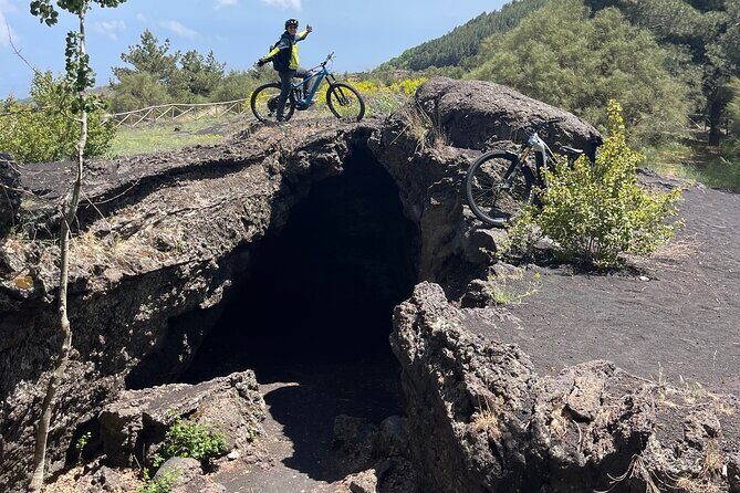 E-bike excursion on Etna - Key Points at a Glance