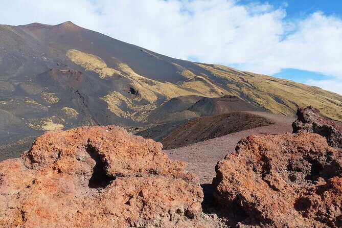 Etna Morning - Pickup Time 08:30 from your Hotel - Morning start from Catania: what 08:30 really means