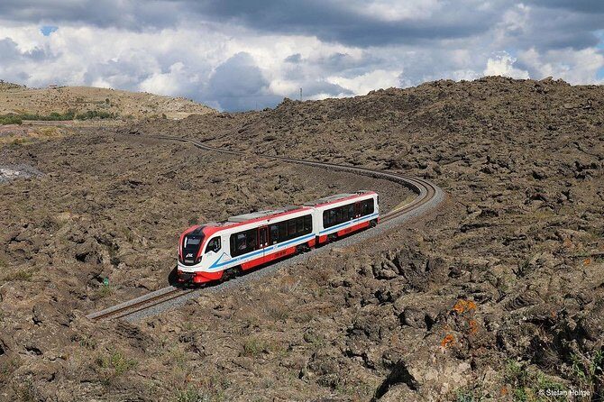 Etna Wine Tasting and Train Tour - Catania start time and the 6-hour flow: how to plan your day