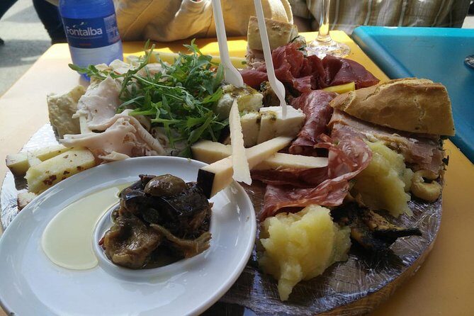 Food + City Tour tour in Ortigia with an authorized guide - Temple of Apollo: the Greek start that sets the tone