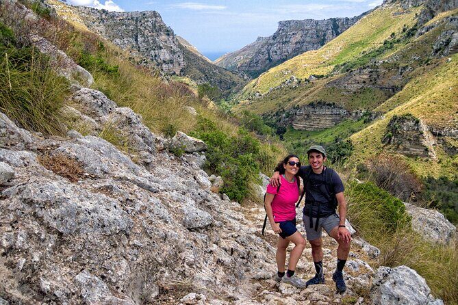 From Syracuse: Trekking Cavagrande - The spring-fed pool and the optional river swim