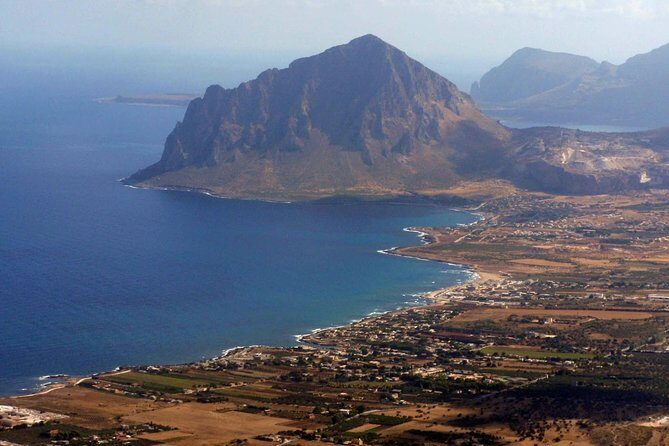 From the Mountain to the Sea:Erice and the Reserve of Monte Cofano - Lunch timing: packed lunch rhythm, and how to handle it
