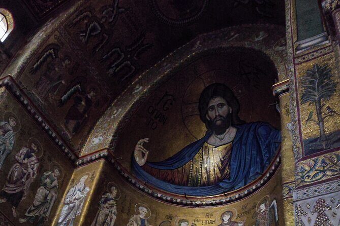 Full Day City Tour in Palermo , Monreale and Mondello, from Palermo - The historic center vibe: Via Maqueda and the Jewish quarter pass-through