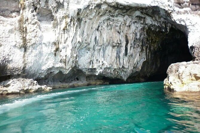 Full day cruise with lunch and aperitif at sunset - Northern Syracuse sea caves and animal-shaped rocks