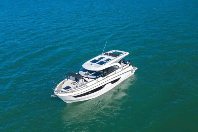 Full day cruise with lunch and aperitif at sunset - What this day is really best for