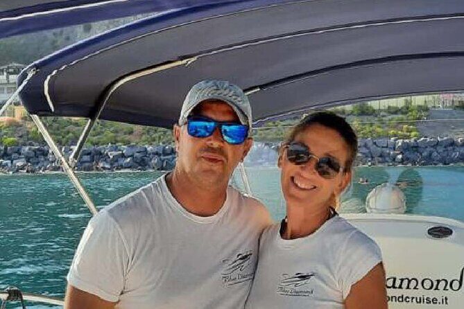 Full Day on board with lunch in luxury private tour - From Taormina headlands to sea caves: your cruise route in plain language