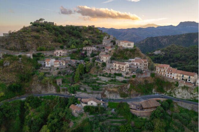Godfather tour , Taormina and Messina - Messina stop: Christ the King panorama and the Cathedral mechanical clock