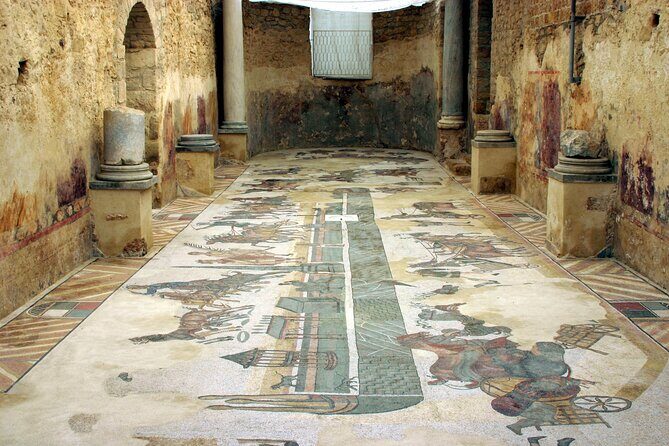 Guided tour of Villa Romana del Casale with skip the line - Public Area and the Ambulatory of the Great Hunt