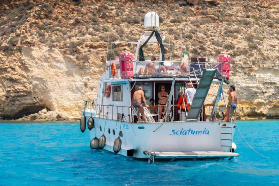 Lampedusa: Yacht excursion, swimming stops and typical lunch - Where you meet: Via Alessandro Volta and the hotel Paladini di France