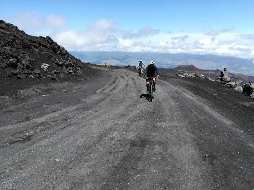 Mount Etna: Summit Cycling Tour - The Volcanological Observatory at 2800 meters: your summit payoff