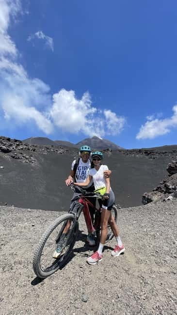 Mount Etna Summit E-Bike - The guide experience: patience, quick problem solving, and real stories