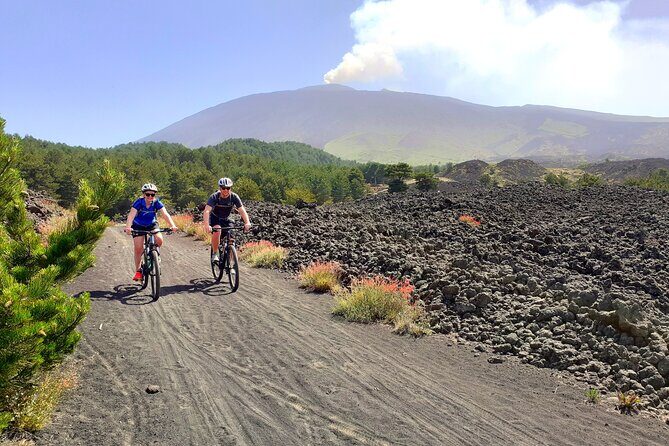 Mountain Biking Etna by MTB or E-Bike - Climb Toward Pista Altomontana: Lava Views and Controlled Effort