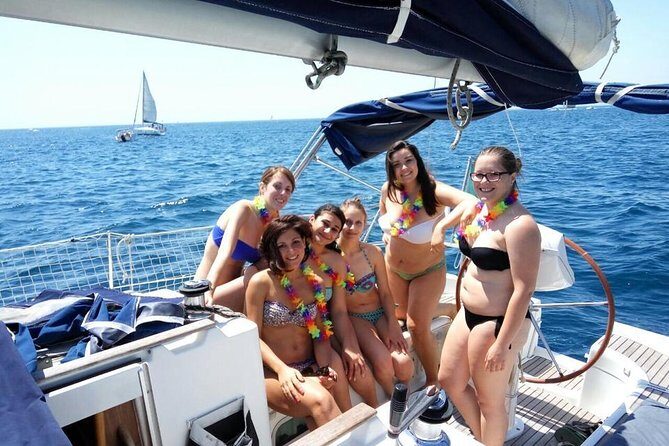 My sailing tour in Catania - Leaving Catania on a small boat, not a floating bus