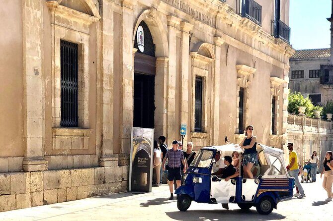 Ortigia APE-TUK TUK 1-hour private tour - A 1-hour Ortigia orientation from an Ape tuk tuk