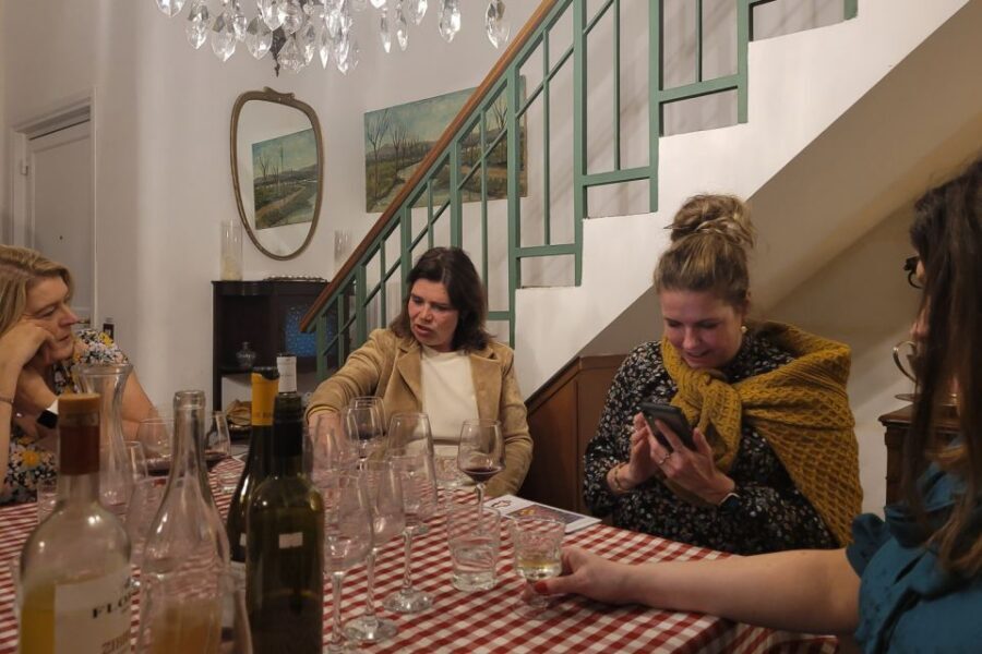 Palermo: 2-Hour Sicilian Cheese and Wine Tasting Tour - Key things that make this tour worth your time