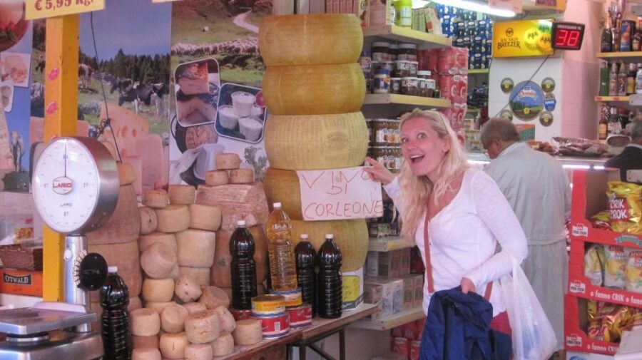 Palermo: 2-Hour Small Group Private Walking and Tasting Tour - Osteria Break: Delicacies Plus Sicilian Wine or Beer