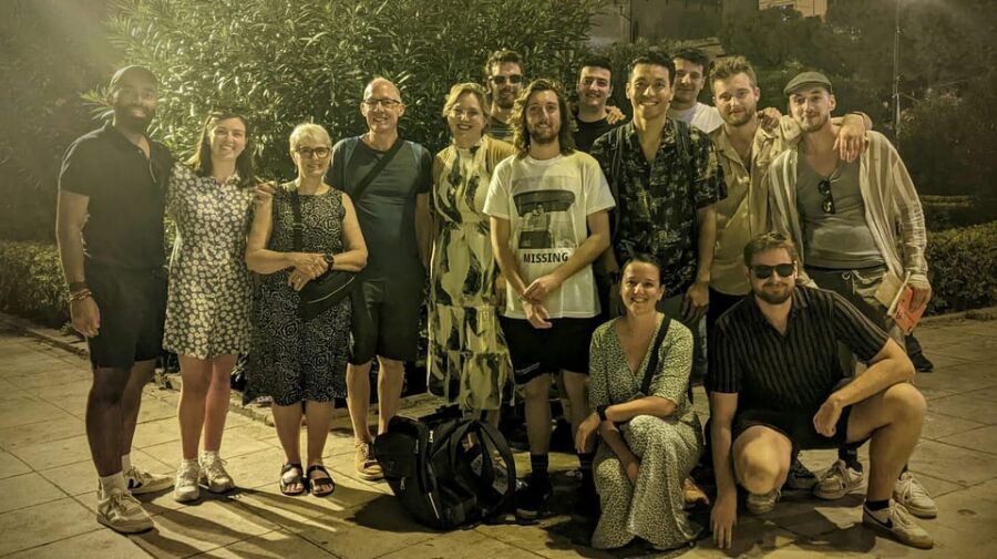 Palermo: Anti-Mafia Heroes Evening Walking Tour - Asking questions about ongoing anti-mafia efforts
