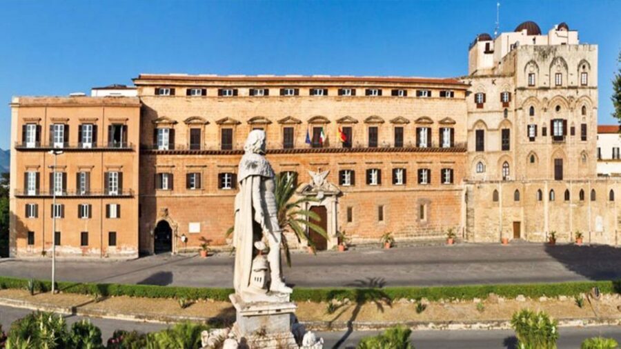 Palermo Audioguide - TravelMate app for your smartphone - How the TravelMate Palermo Audio Guide Works (No Pickup, Just Start)