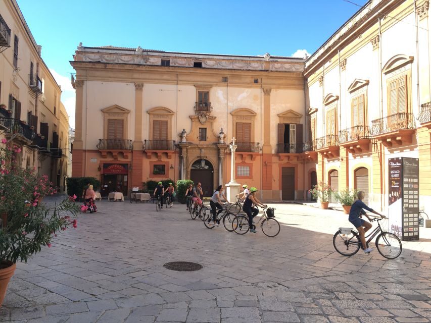 Palermo: Historic Center Guided Bike Tour with Food Tasting - The Tour Flow: Pace, Stops, and How 3 Hours Adds Up