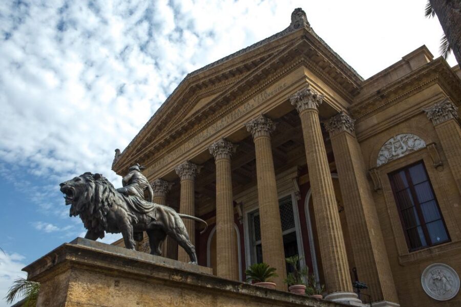 Palermo: Teatro Massimo Opera House Guided Tour - The auditorium: golden stuccoes, velvet, and glass you can actually recognize