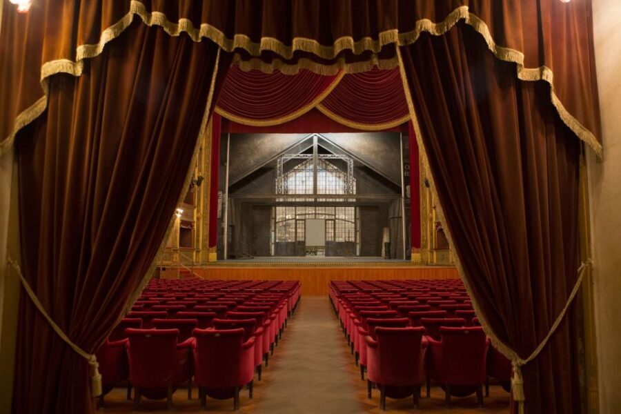 Palermo: Teatro Massimo Opera House Guided Tour - Royal box, Coat of Arms, and Pompeian Rooms