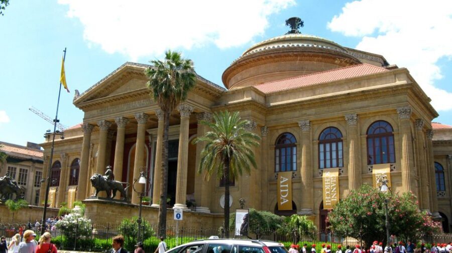 Palermo: three-hour private city tour - Santa Maria Assunta in Palermo: Arab-Norman style with a living center