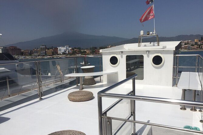 Private boat in Taormina and Isola Bella - Snorkeling and swimming: clear water, simple enjoyment